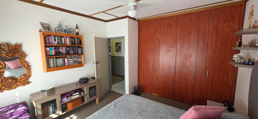 5 Bedroom Property for Sale in Wilkoppies North West